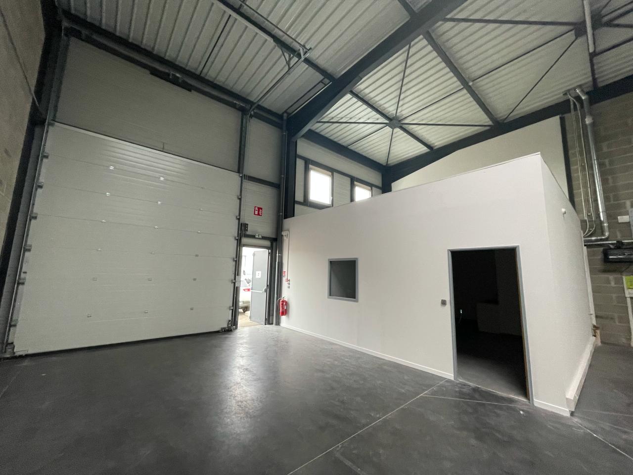 Local d'activité Corbas 335m² Location local d'activité Corbas Rhône OLACT2532508 8